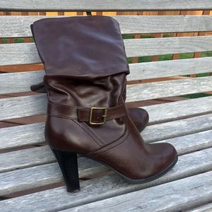 Heeled boots